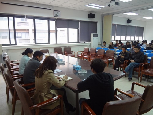 团委副书记和学生会主席做工作总结.jpg
